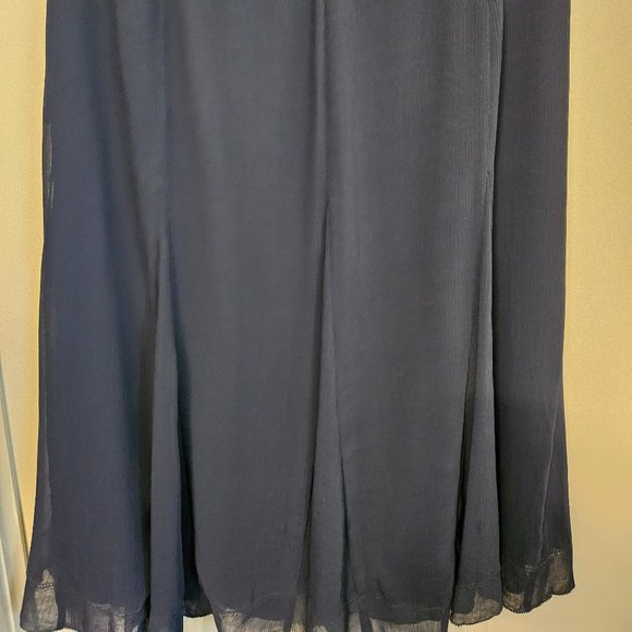 Jones Wear Sz 8 Navy swing skirt - Picture 2 of 11